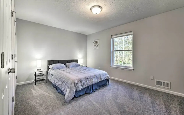 Walk to Beach: Family-friendly Arrowhead Lake Home