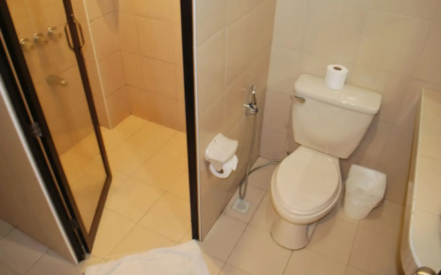 White House Beach Resort