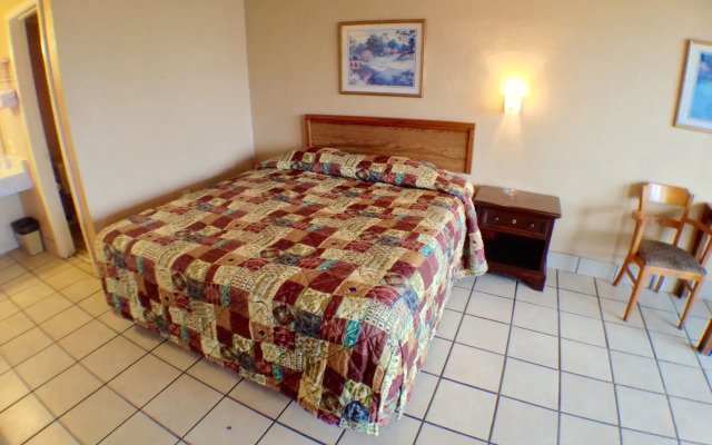 Budget Inn