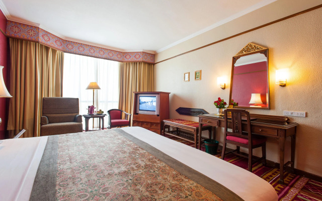 The Empress Hotel Chiang Mai
