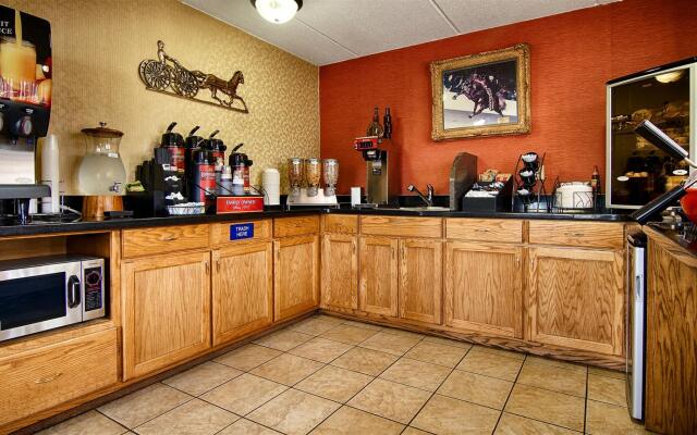 Best Western Shelbyville Inn and Suites Celebration Inn