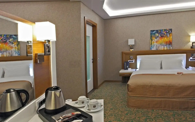 Selcuk Hotel Sems-i Tebrizi