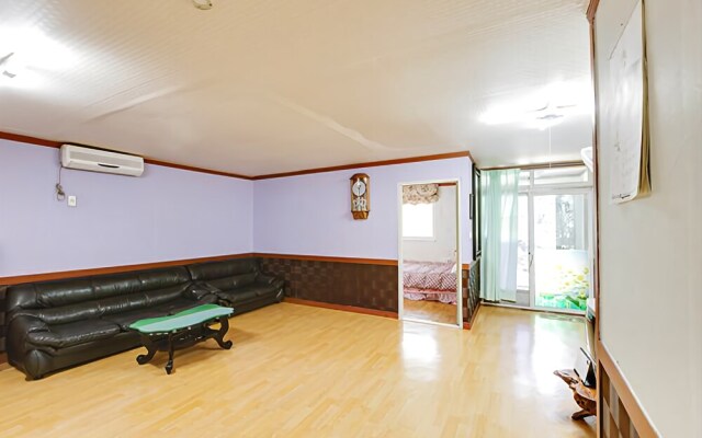 Pohang Loren Pension