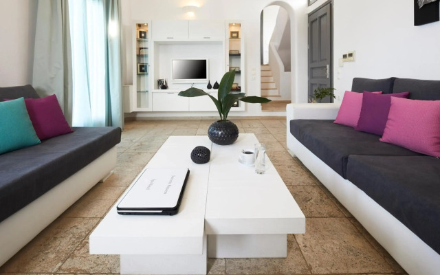 Santorini Princess Presidential Suites