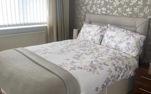 Glendale close - Huku Kwetu - 4 Bedroom