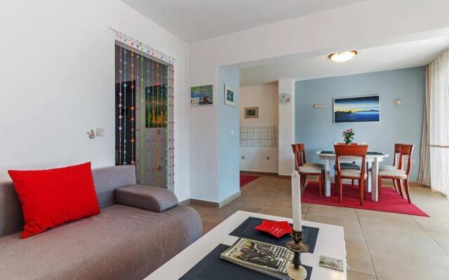 Apartment Biserka