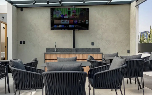 Mint Roma Residences