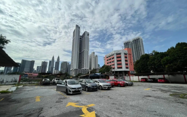 Akar Hotel Jalan TAR