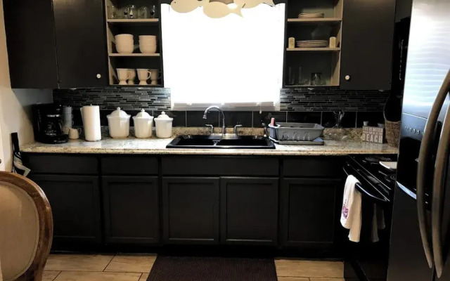 1BR Apartment in Historic Galveston