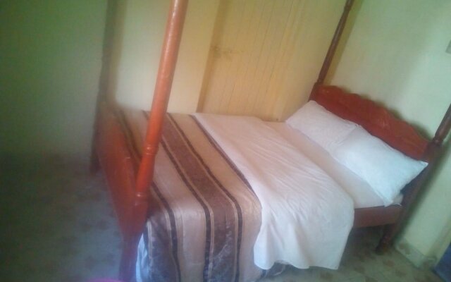 Maleck Guest Rooms