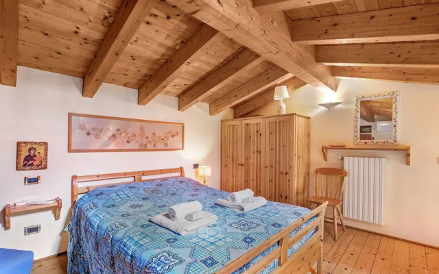 Grotten Loft with lake view and pool