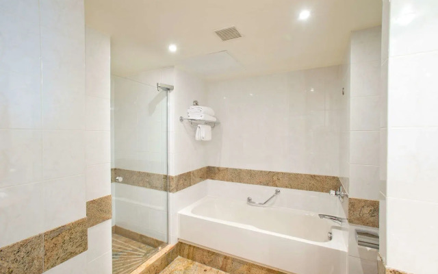 Hilton Paris Charles de Gaulle Airport