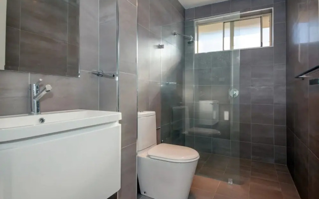 Alcheringa Unit 3 & 4, 32 Sandy Point Road