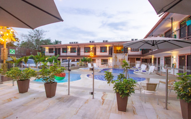 Hotel Vanguardia Natural