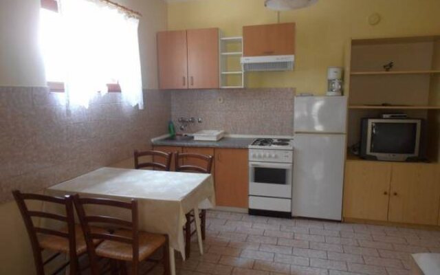 Apartments Sersic Baska