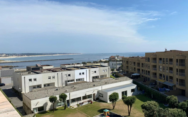 Beach Front with Rooftop
