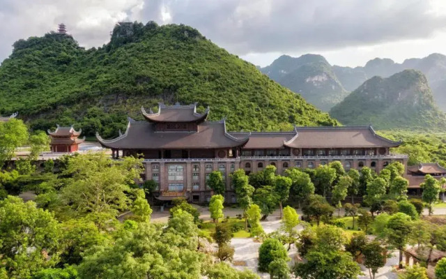 Tam Chuc Complex