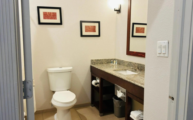 Comfort Suites Plymouth near US-30