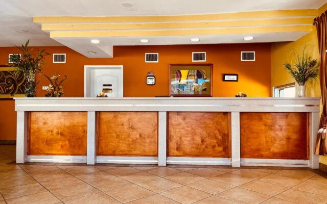 Econo Lodge Del Rio