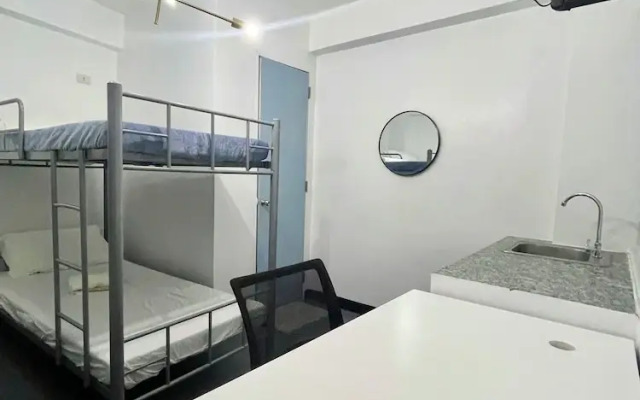 Double One Coliving and Coworking Hostel