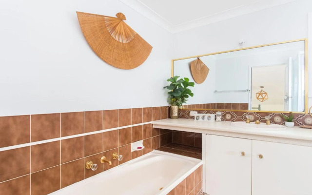 Waterfront at Point Road