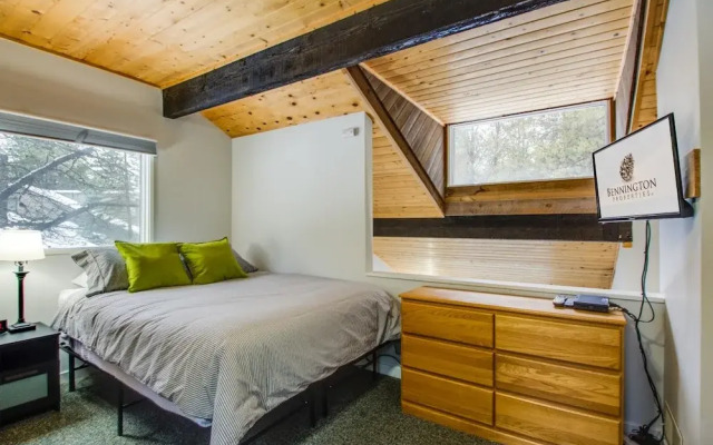 Meadow House Condo 8