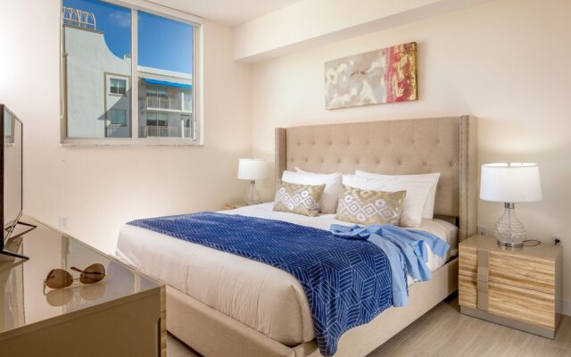 Mare Azur Design District Luxury Apartments