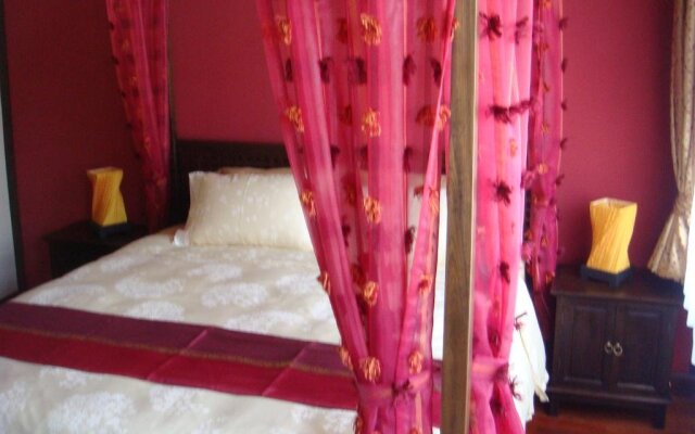 Sunset Apartment Phuket