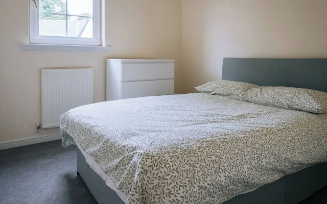 Snug & Serene 2BD Flat - Roseburn