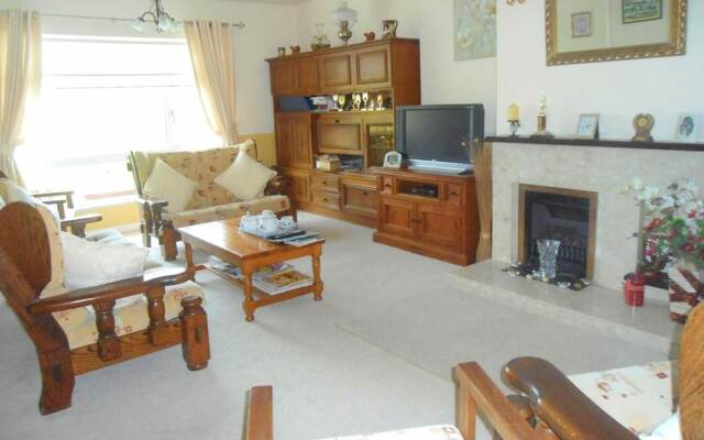 Perrymount Country Home Bed & Breakfast