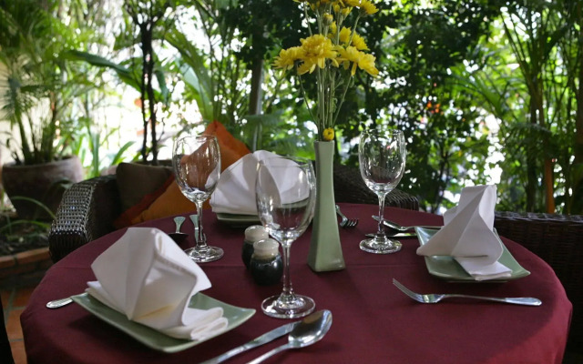 Anise Hotel & Restaurant