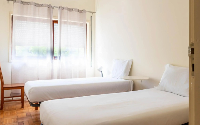 Convenient 3-Bedroom Apartment next to Bom Sucesso