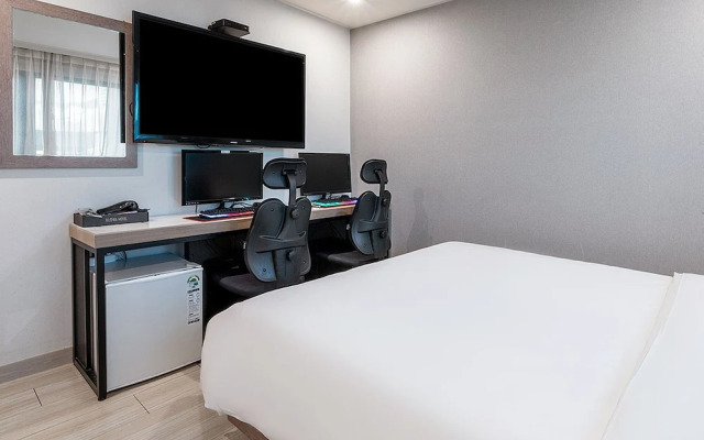Anyang ILLOWA Hotel