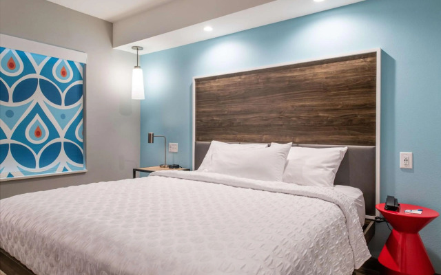 Tru by Hilton Fayetteville I-95, NC