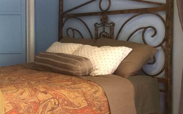 Hollywood Hills Exotic Bohemian Apartment