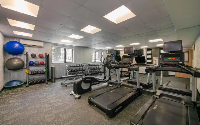 Fairfield Inn by Marriott JFK Airport