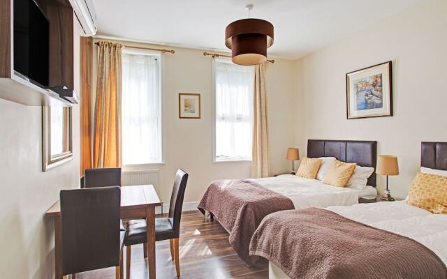 Elegant Apartment in London near Thames River