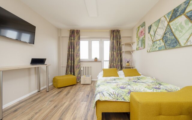 ?oliborz Modern 8th Floor by Renters