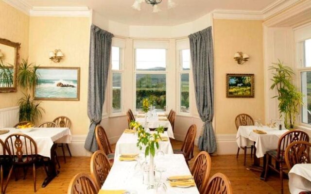 Colintraive Hotel