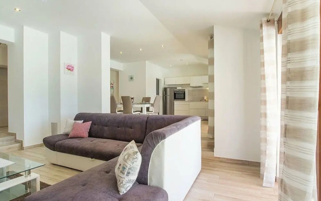 Villa Monteci Comfortable Holiday Residence