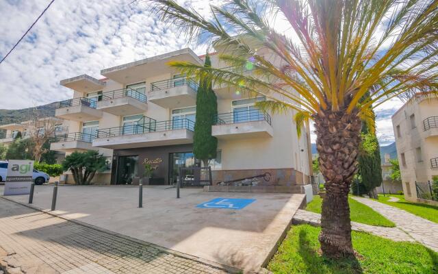 Rescator Resort 322 in Roses
