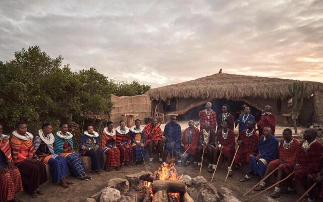 Original Maasai Lodge - Africa Amini Life