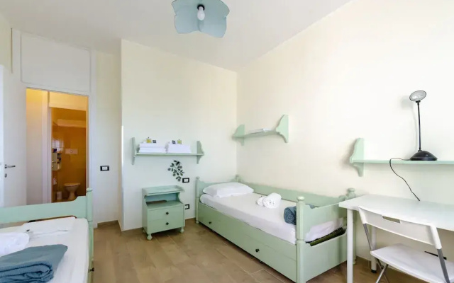 JOIVY Flat W/Terrace & Sea View