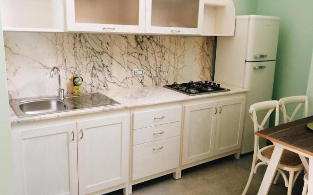 4 Balconi liberty apartments