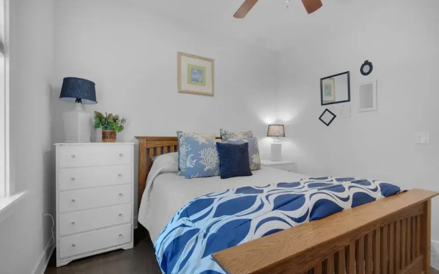Latitude Adjustment 4 Bedroom Home by RedAwning