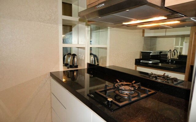 Spacious 2Br Apartment With Access Mall At Tanglin Supermall Mansion