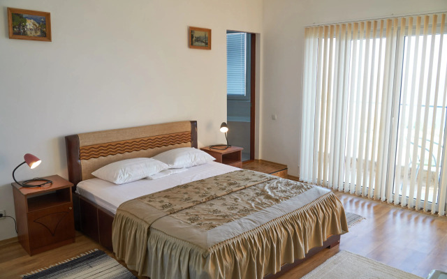 Сказка (Алушта)