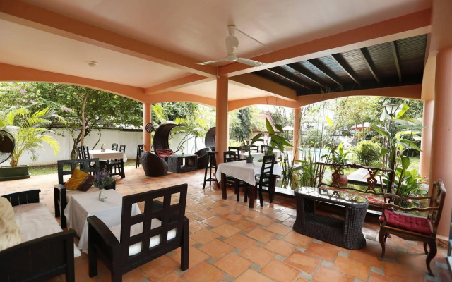 Relax Resort Angkor Villa