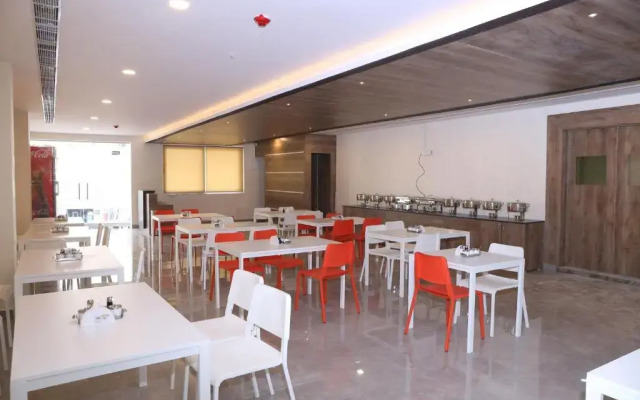 Hotel RN Grand - Vijayawada