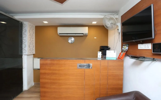 Hotel RP Grand Titanium by OYO Rooms